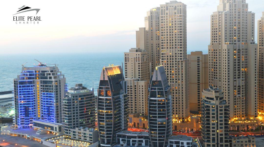 Chartering a yacht at Jumeirah Beach Residence Dubai