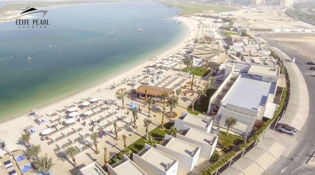Chartering a yacht at Sir Bani Yas Island Dubai