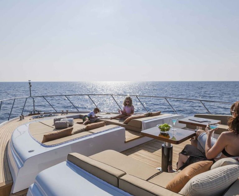 Why luxury yacht charter is the perfect way to celebrate anniversary