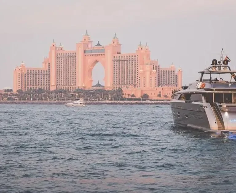 Dubai yacht experience guide
