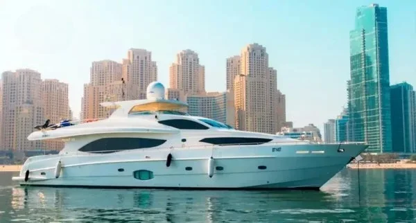 Elite Majesty 101 FT w/ Jacuzzi at the Abu Dhabi Grand Prix