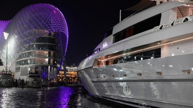 corporate yacht rental dubai night shoot marina