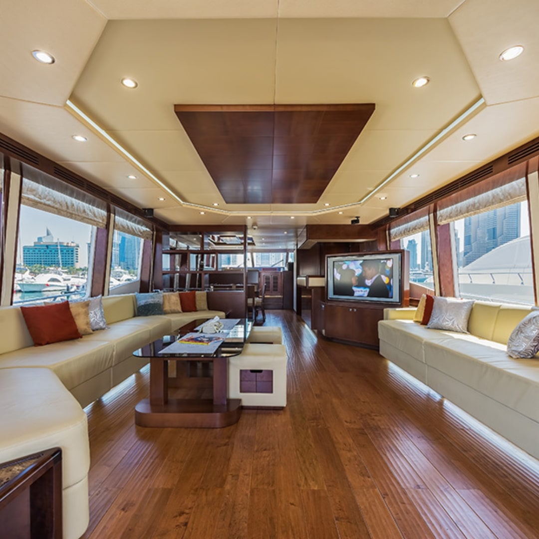 Majesty 88 Ft Yachts