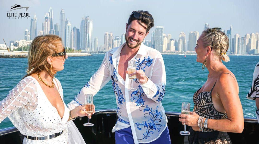 charter a yacht in Dubai under 1000 Dhs