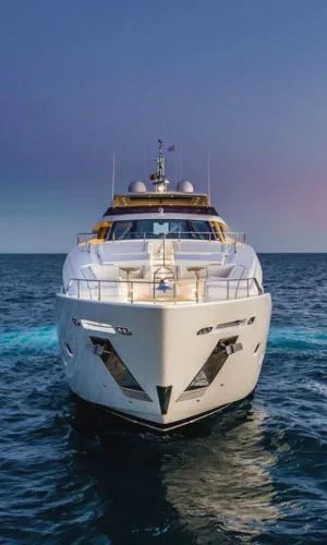 charter yacht companies in uae