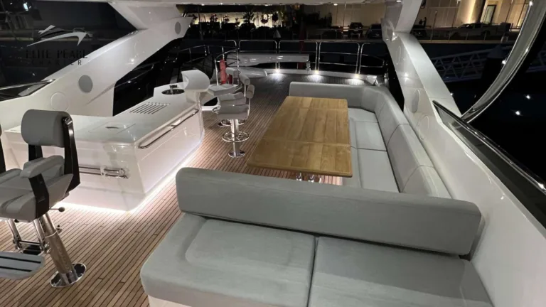 elite pearl charter - Sunseeker 95 Ft