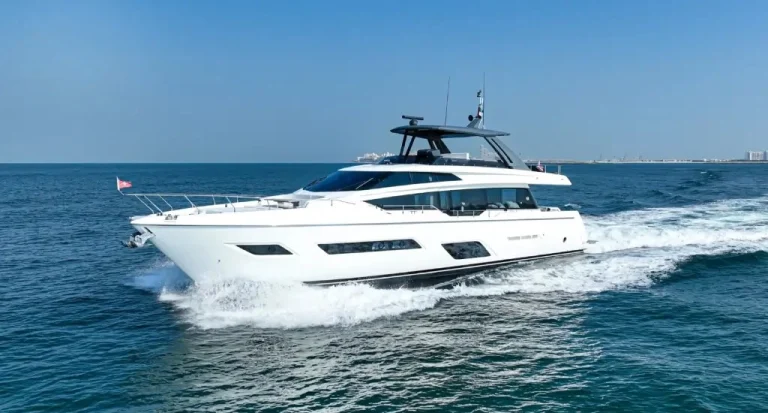 ELITE FERRETTI 78 FT | ELITE PEARL CHARTER View 7