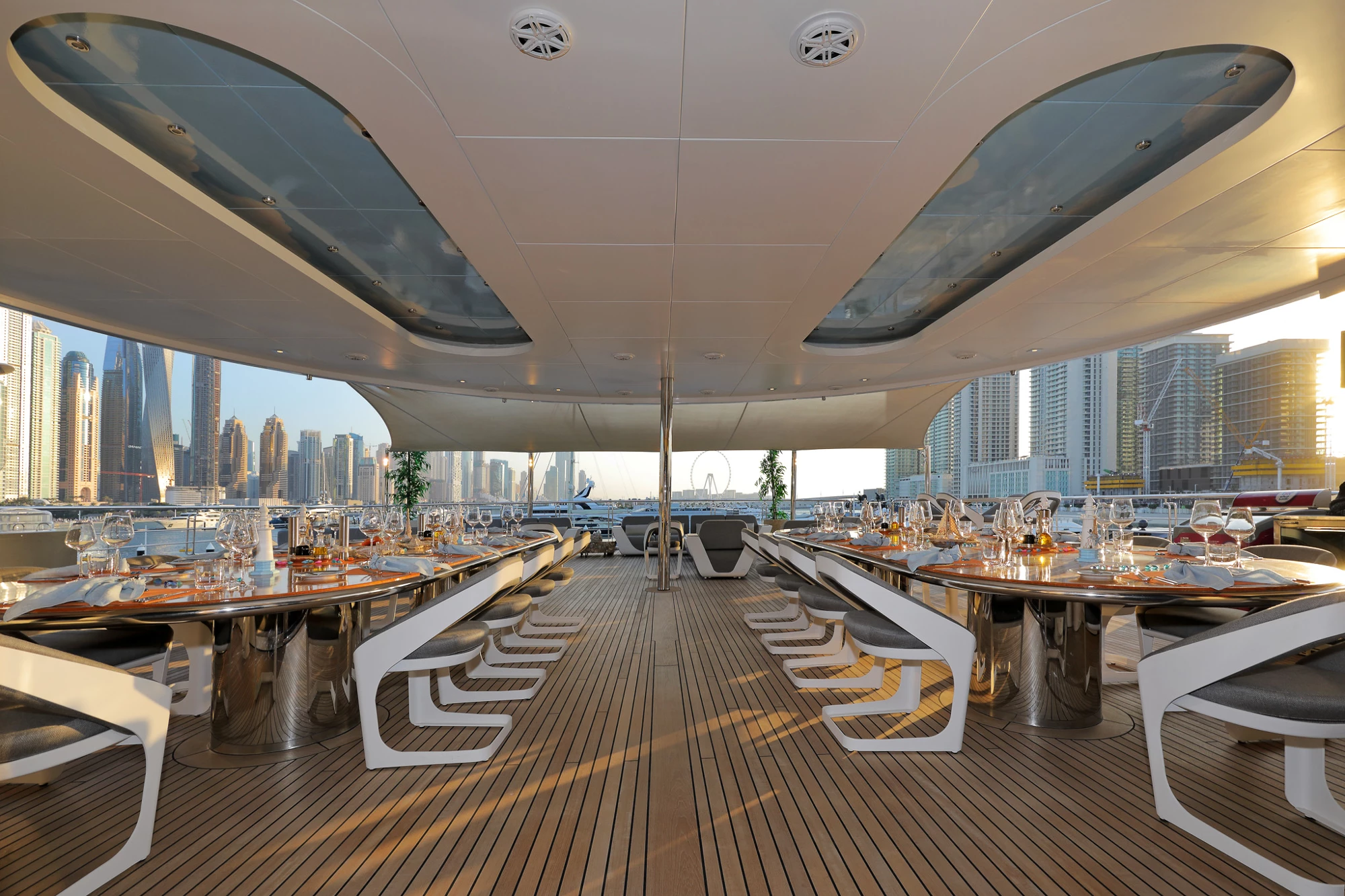 ELITE MOONLIGHT II 300 FT | ELITE PEARL CHARTER View 3