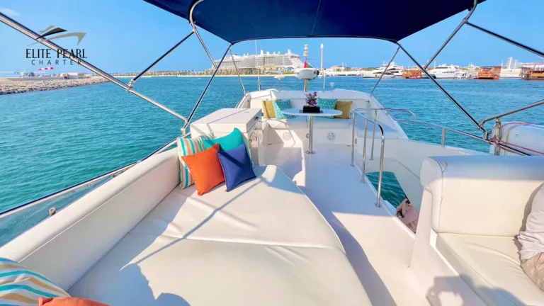 ELITE MAJESTY 44 FT | ELITE PEARL CHARTER View 3