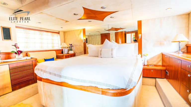 ELITE SUNSEEKER 70 FT | ELITE PEARL CHARTER View 7