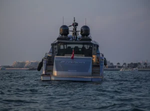 ELITE 82 PERSHIG | ELITE PEARL CHARTER