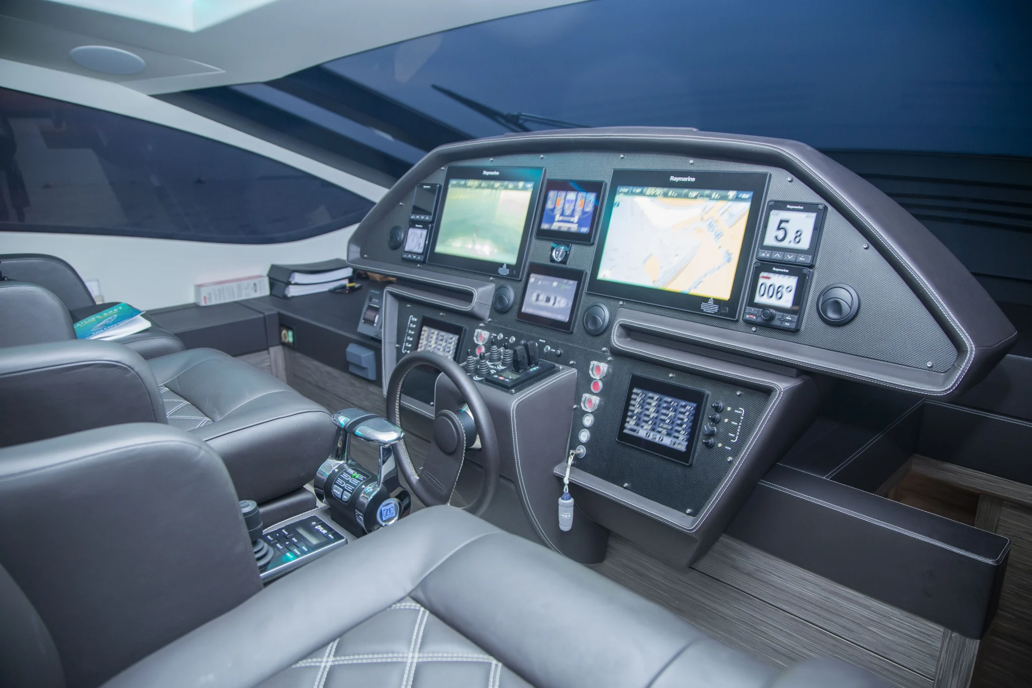 ELITE 82 PERSHIG | ELITE PEARL CHARTER View 7