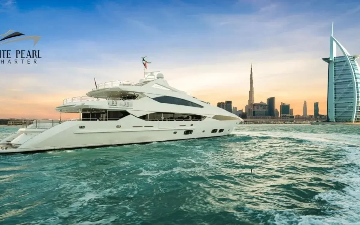 yacht cruise Dubai