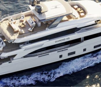 luxury boat rental dubai