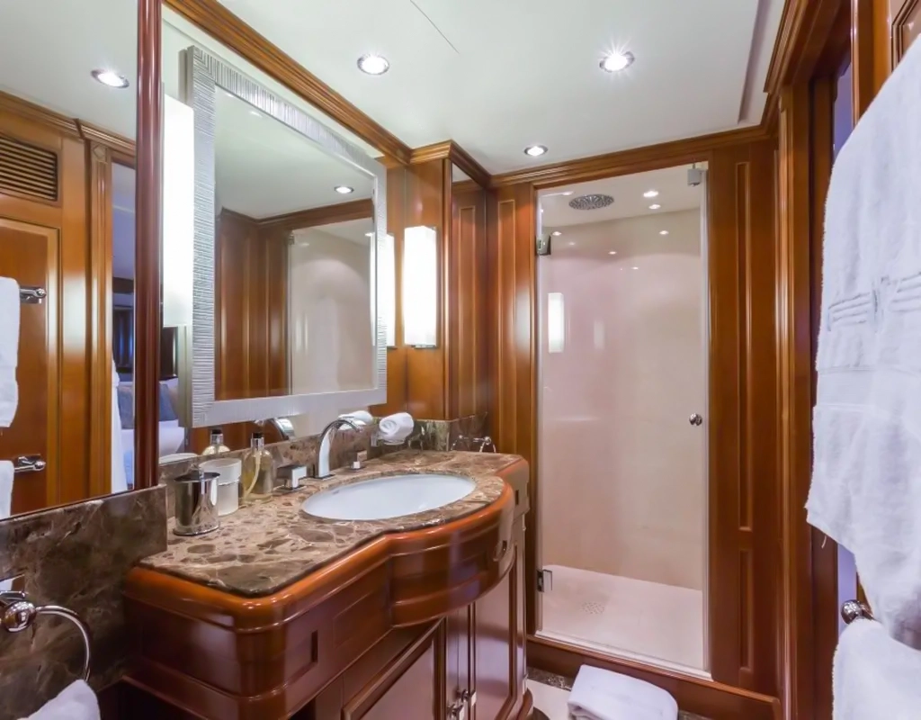 Elite VIP 115 ft, photo 5 of 9