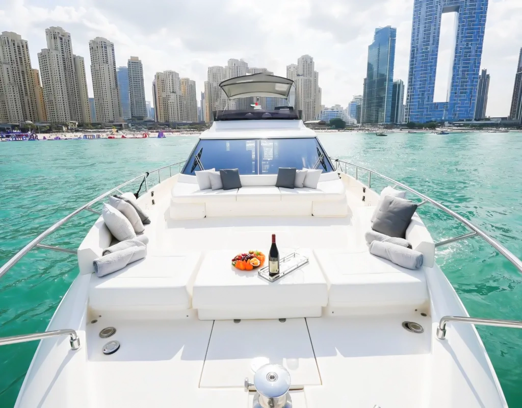 Elite Ferretti 67, photo 8 of 9