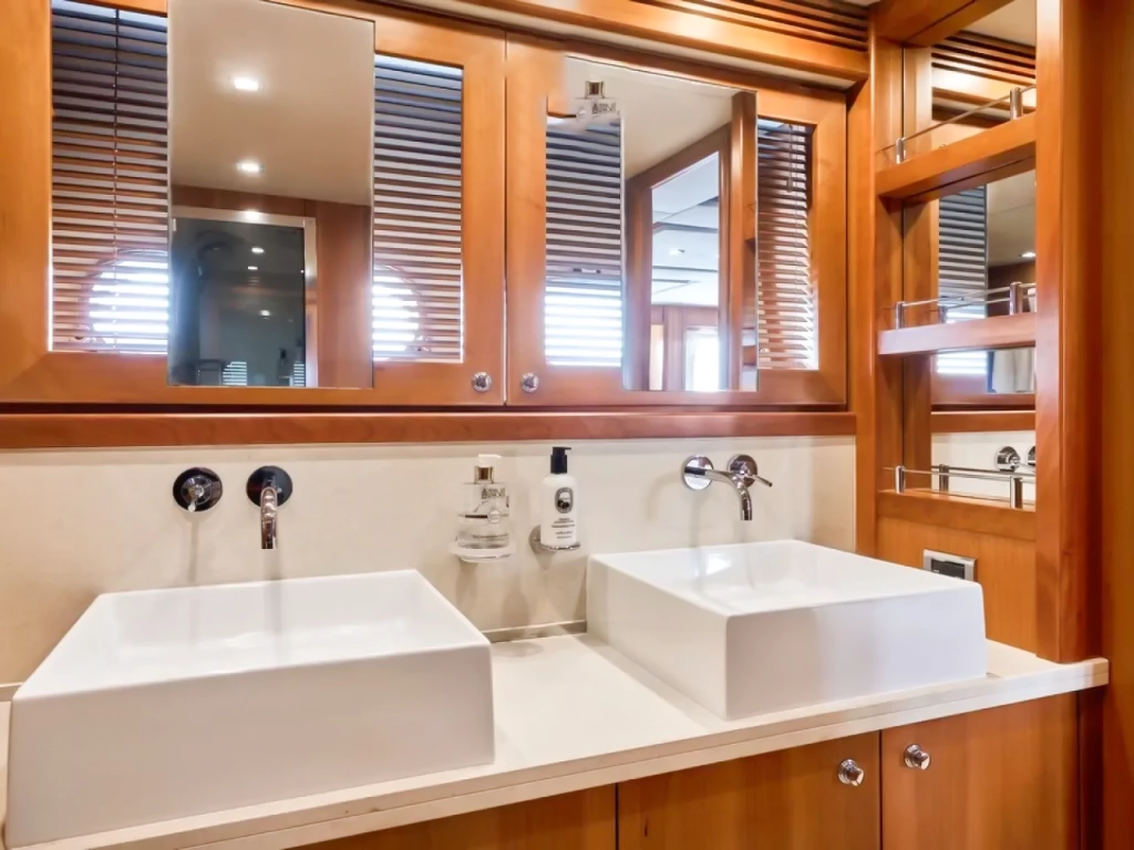 Elite Sunseeker 108, photo 3 of 9
