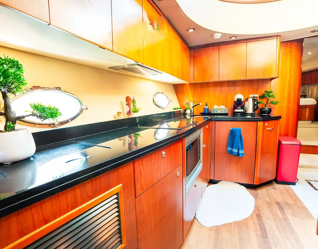 Elite Sunseeker 70, photo 7 of 9